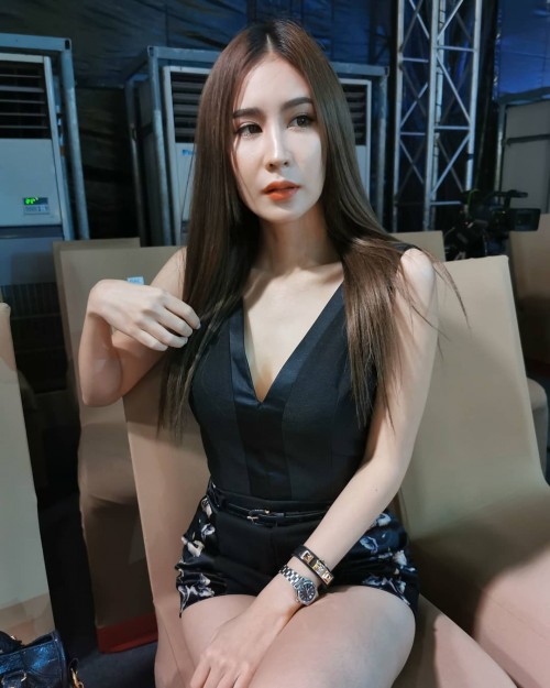 00033012.jpg